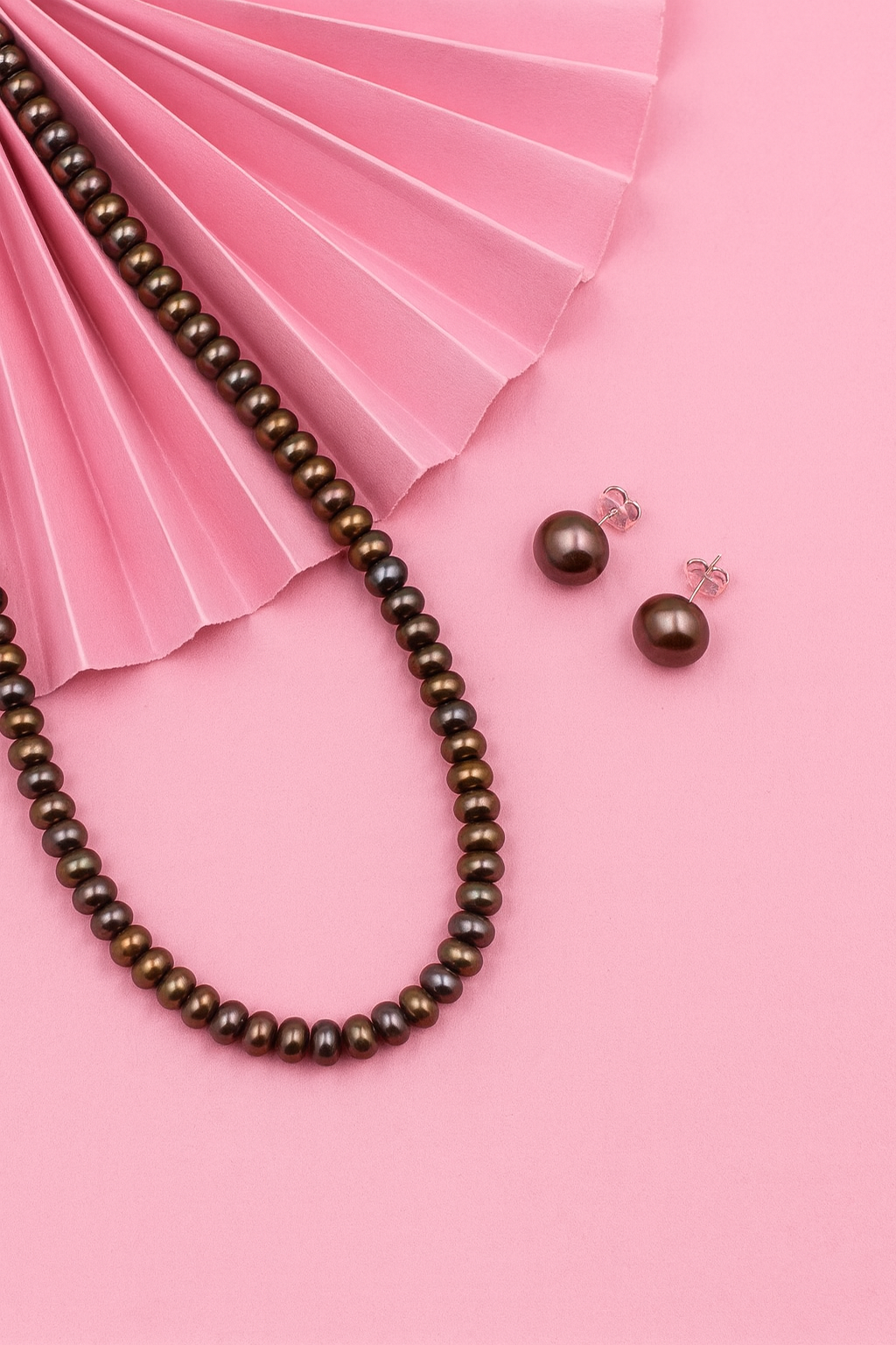 Brown Button Pearl Necklace with Tops