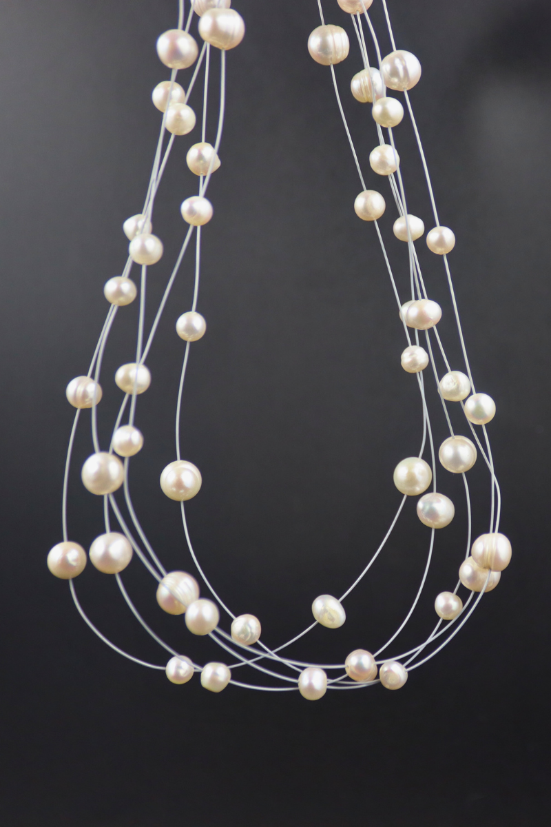 5 String White Oval Pearl Necklace with Tops